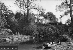 Priory 1911, Leatherhead