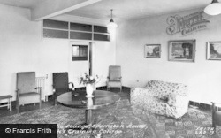 Queen Elizabeth Training College, Springbok House Lounge c.1955, Leatherhead