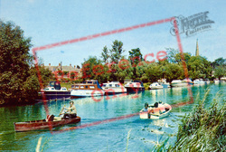 Lechlade, Boating On The Thames c.1965, Lechlade On Thames