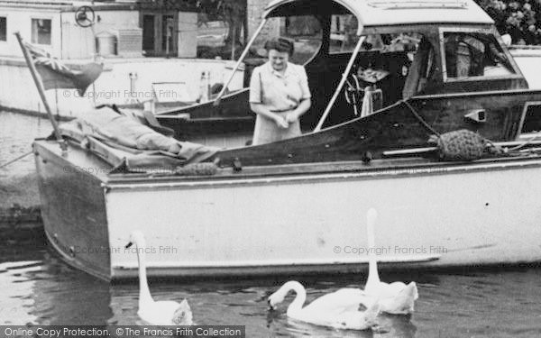 Photo of Lechlade, Feeding The Swans c.1955