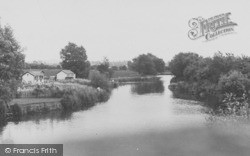 Lechlade, River Thames c.1955, Lechlade On Thames