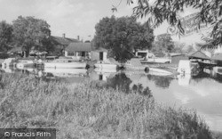 Lechlade, River Thames c.1960, Lechlade On Thames