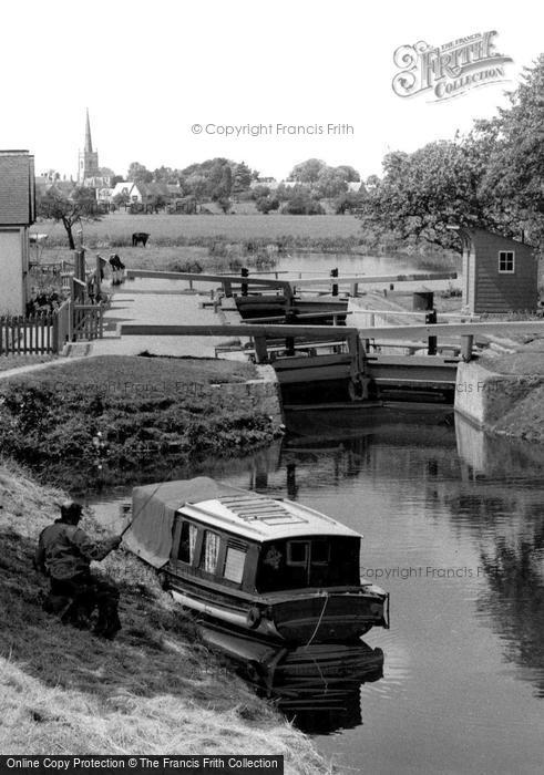 Photo of Lechlade, St John's Lock c.1960