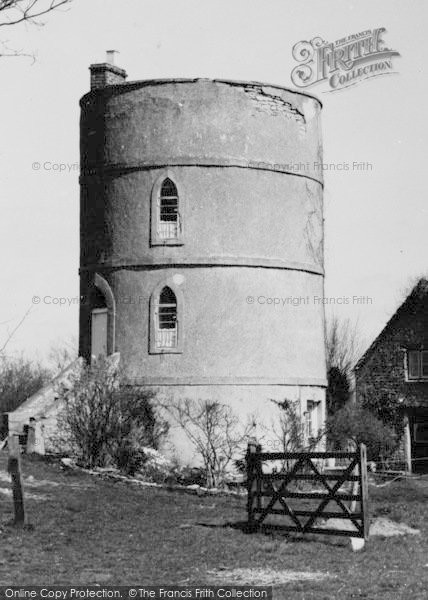 Photo of Lechlade, The Round House c.1955