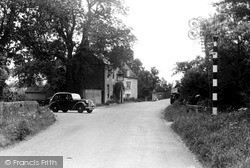 Lechlade, The Trout Inn c.1955, Lechlade On Thames