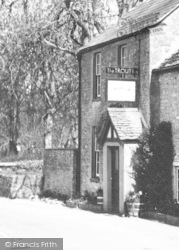 Lechlade, The Trout Inn c.1955, Lechlade On Thames