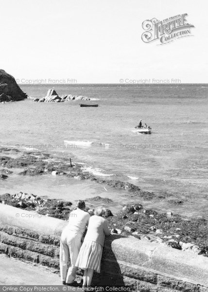 Photo of Lee, Couple Leaning On The Sea Wall c.1960