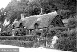 Old Maid's Cottage c.1950, Lee