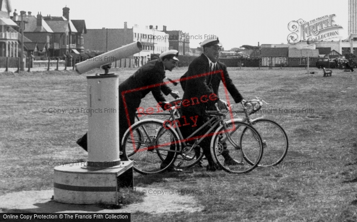 Photo of Lee On The Solent, The Telescope c.1955