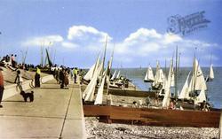 Lee On The Solent, Yachting On The Solent c.1960, Lee-on-The-Solent