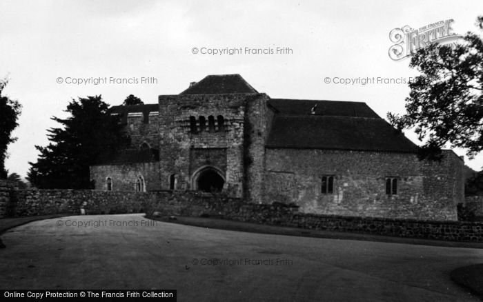 Photo of Leeds, Castle 1954