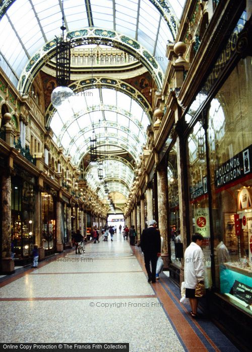 Photo of Leeds, County Arcade 1993