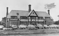 Lawnswood Arms, Lawnswood c.1965, Leeds