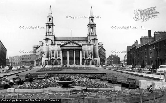 Photo of Leeds, The Civic Hall c.1960