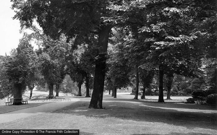 Photo of Leicester, Abbey Park c.1950