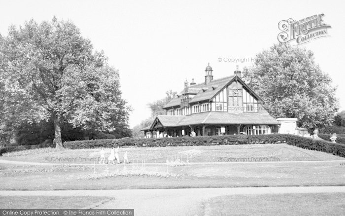 Photo of Leicester, Abbey Park Pavilion c.1955