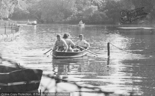 Photo of Leicester, Boats On The Lake, Abbey Park c.1955