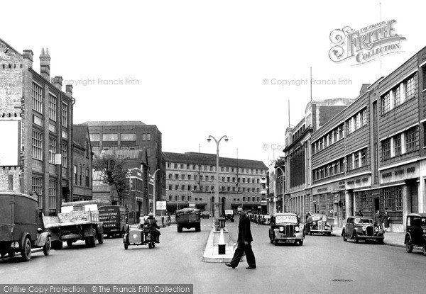 Photo of Leicester, Charles Street c.1950