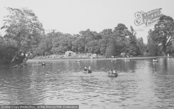 Photo of Leicester, Rowing On The Lake, Abbey Park c.1955