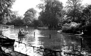 Leicester, the Lake, Abbey Park c1955