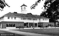 The Pavilion, Victoria Park, London Road c.1965, Leicester