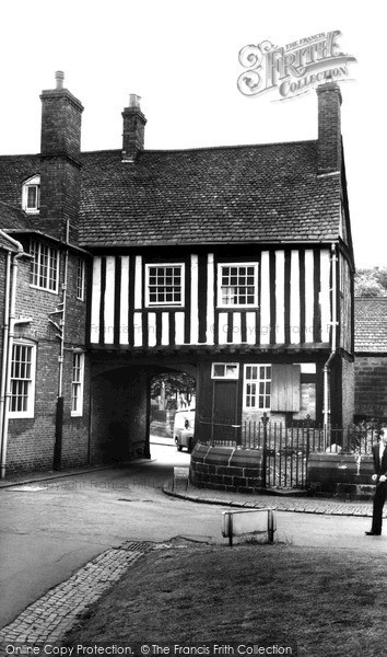 Photo of Leicester, The Tudor Gatehouse, Castle Street c.1955