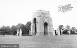 War Memorial, Victoria Park c.1955, Leicester