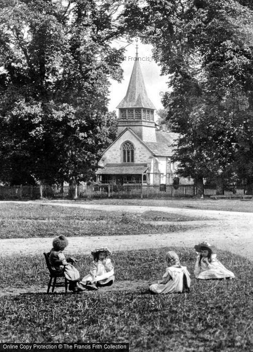Photo of Leigh, Children On The Green 1904