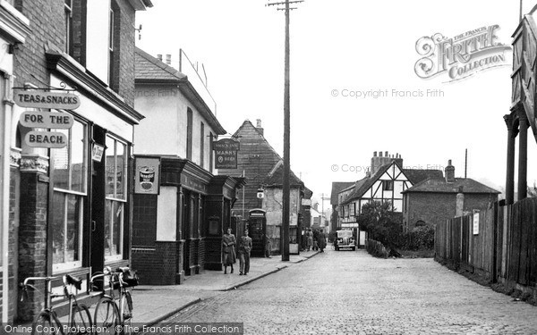 Photo of Leigh-on-Sea, High Street c1950