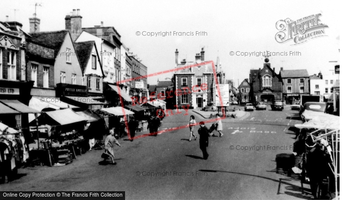 Photo of Leighton Buzzard, High Street c.1965