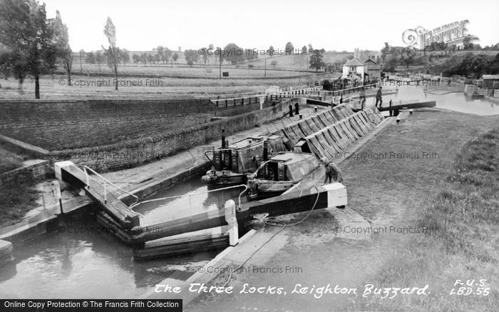Photo of Leighton Buzzard, The Three Locks And Barges c.1960