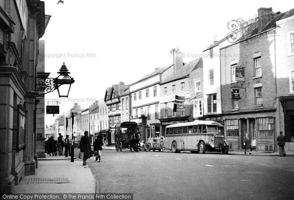 Photo of Leominster, Broad Street c1950