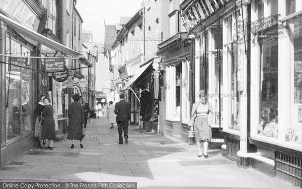 Photo of Leominster, Drapers Lane c.1960