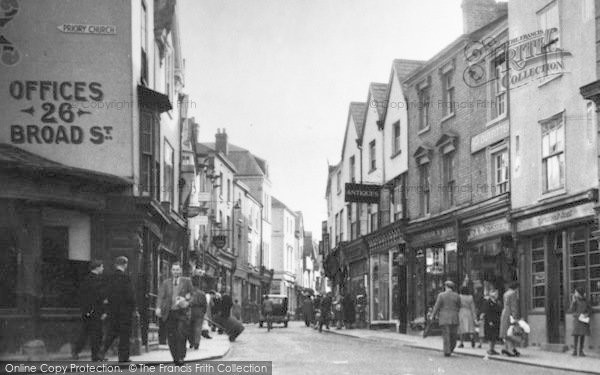 Photo of Leominster, High Street c.1950