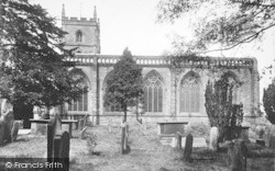 Priory Church, South Side 1904, Leominster