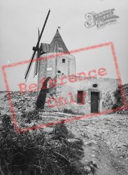 Daudet's Windmill 1939, Les Baux-De-Provence