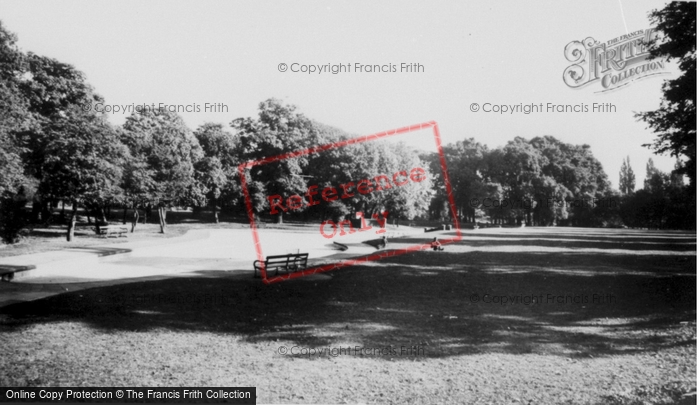 Photo of Letchworth, Howard Park c.1960