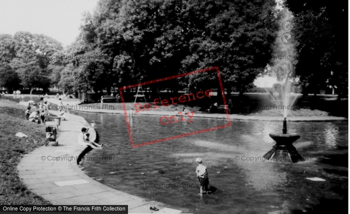 Photo of Letchworth, The Ebenezer Howard Paddling Pool c.1965