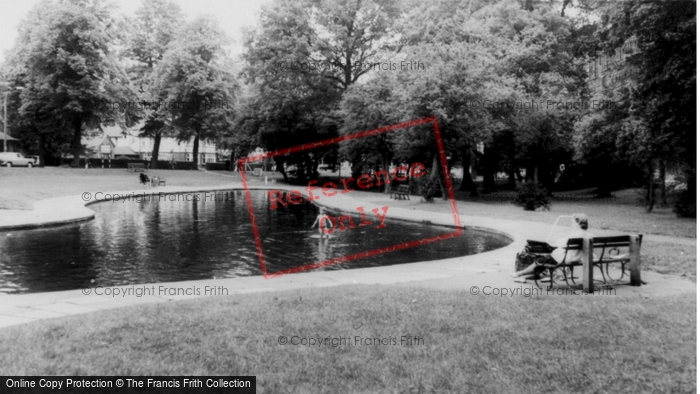 Photo of Letchworth, The Paddling Pool c.1965