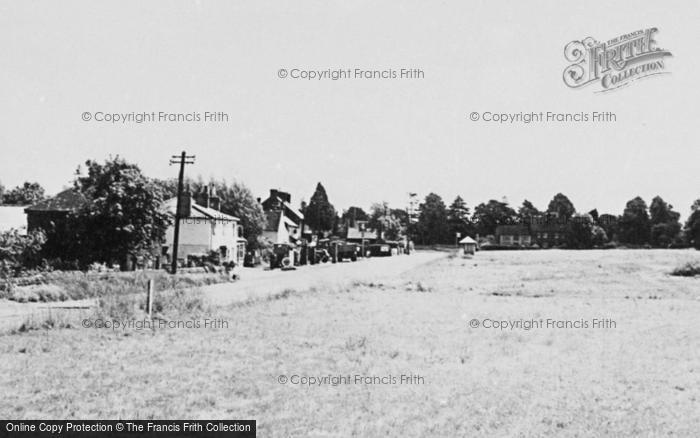 Photo of Leverstock Green, The Village c.1955