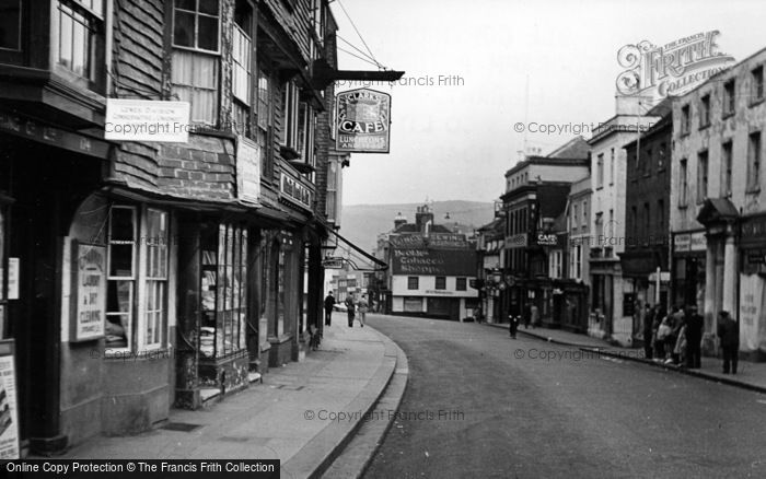 Photo of Lewes, High Street c.1950