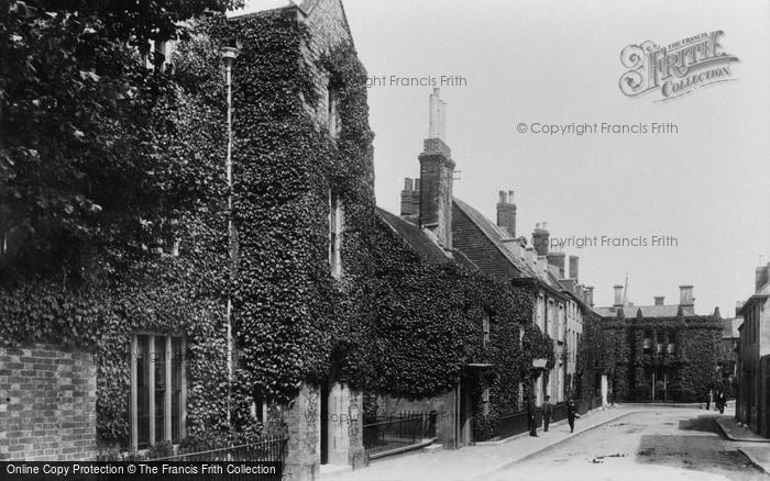 Photo of Lewes, St Anne's Hill 1898