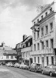 White Hart Hotel c.1960, Lewes