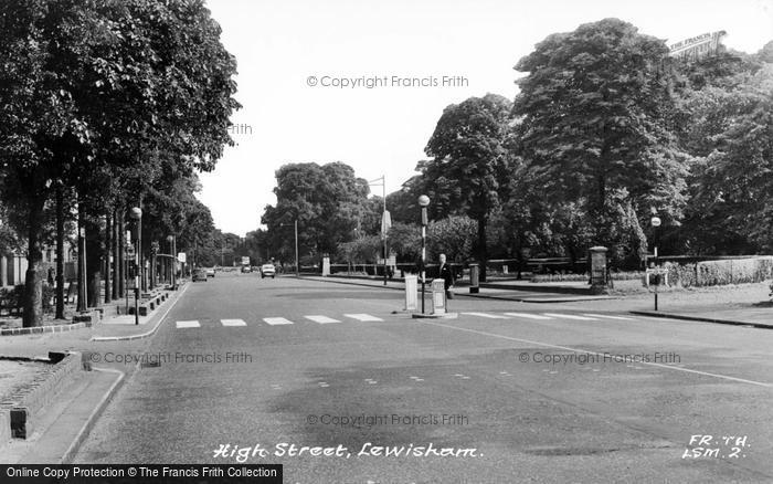 Photo of Lewisham, High Street c.1960