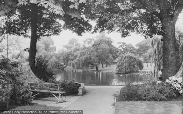 Photo of Lewisham, Manor House Gardens c.1960