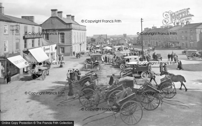 Photo of Leyburn, Market Place 1925