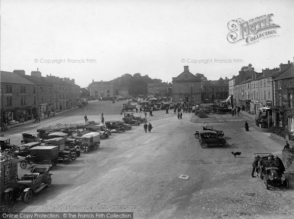 Photo of Leyburn, Market Place 1925