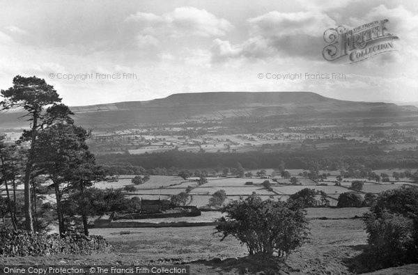 Photo of Leyburn, Penhill From The Shawl 1929