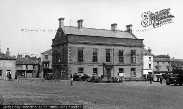 Photo of Leyburn, The Town Hall And Market Place c.1955