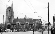 Leytonstone, St John's Church c1950
